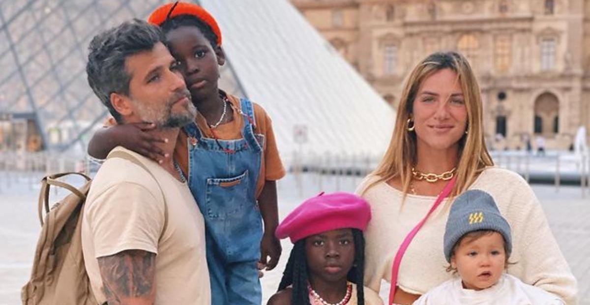Na Bahia, Bruno Gagliasso encanta ao mostrar os três filhos se divertindo em uma fazenda