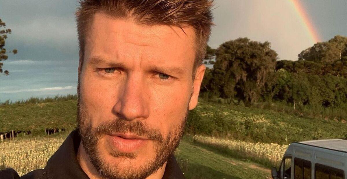 Rodrigo Hilbert como você nunca viu! Confira fotos do apresentador antes da fama