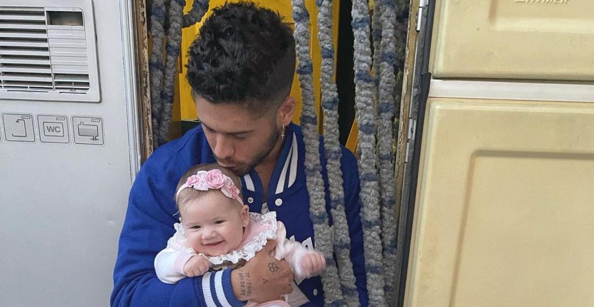 Zé Felipe explode o fofuromêtro com clique com a filha, Maria Alice: ”Quem aguenta essa dupla”