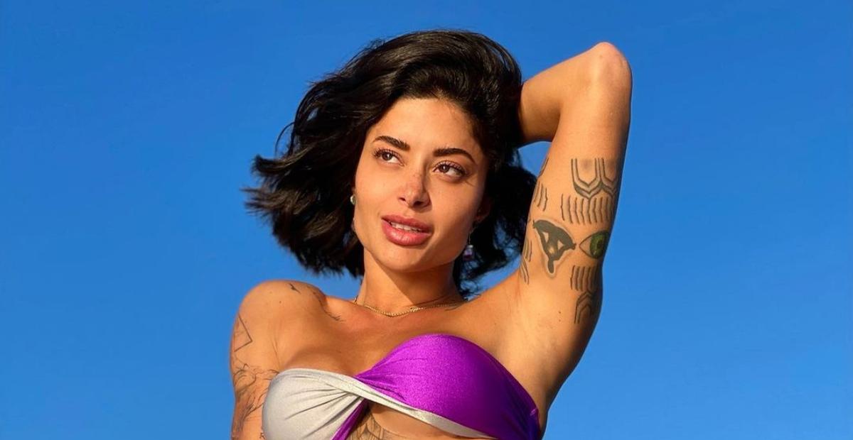 Aline Campos ostenta corpo sarado em cliques de biquíni em Portugal: ”Musa do verão”