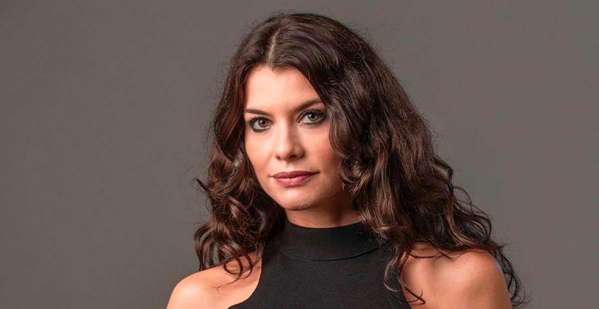 Alinne Moraes celebra personagem em ‘Um Lugar ao Sol’: ”Uma das melhores que já fiz”