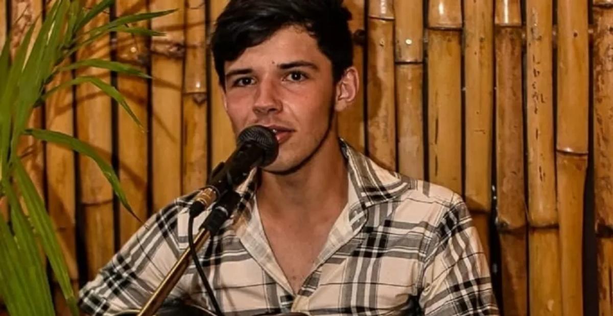 Aos 19 anos, cantor sertanejo morre vítima de tumor cerebral