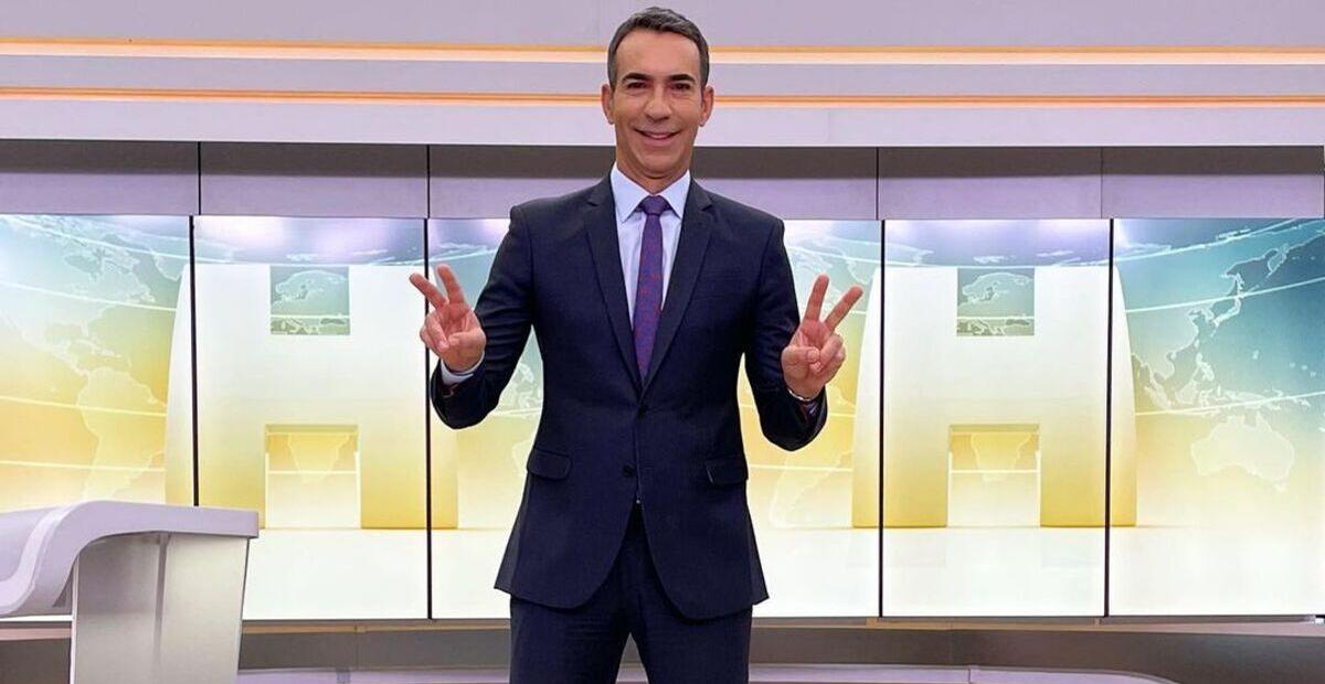No Jornal Hoje, César Tralli faz sua estreia e celebra momento com os fãs: ”Que honra”