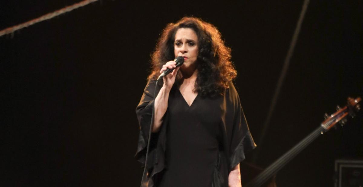 Em São Paulo, Gal Costa é ovacionada pelo público em show pós-pandemia