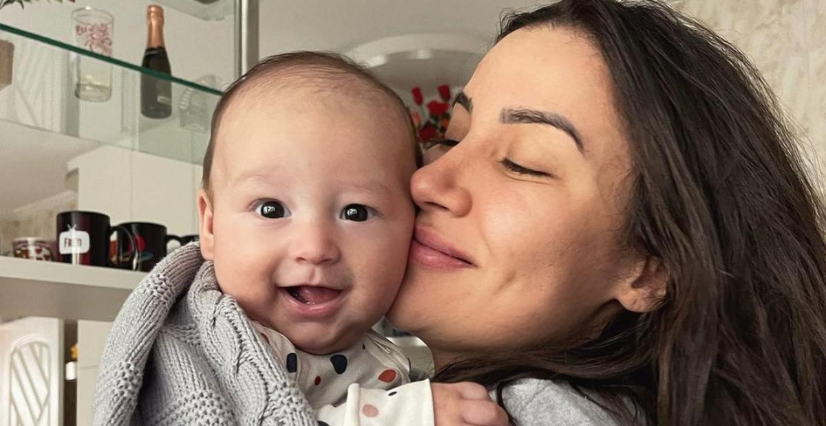 Bianca Andrade se derrete ao ver o filho com lindo sorriso: ”A minha paz”