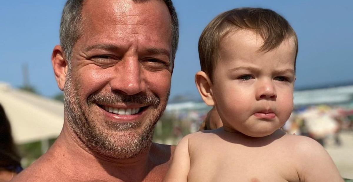 Malvino Salvador recebe visita do filho durante treino de boxe e encanta internautas