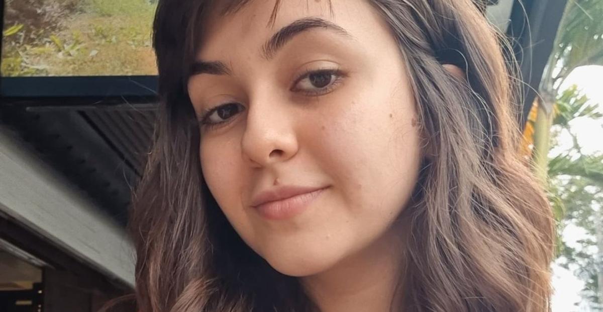 De biquíni, Klara Castanho aproveita dia ensolarado no litoral carioca e ganha elogios: ”Linda”