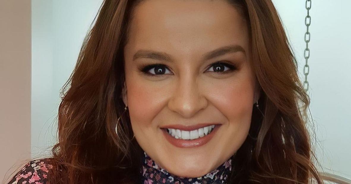 Maiara ostenta corpo sarado em maiô recortado até o limite e conquista corações: ”Deusa”