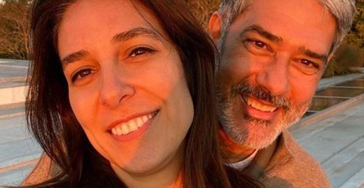 Natasha Dantas posta foto com William Bonner e se derrete: ”Amo muito um casal”
