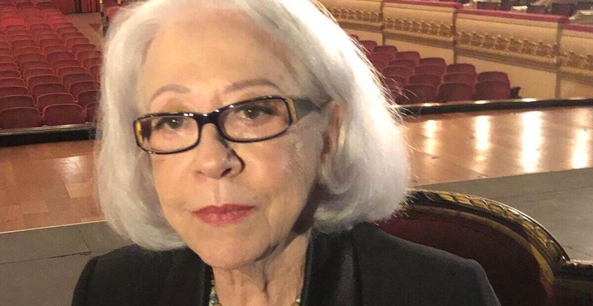 Na Academia Brasileira de Letras, Fernanda Montenegro é eleita para a cadeira 17