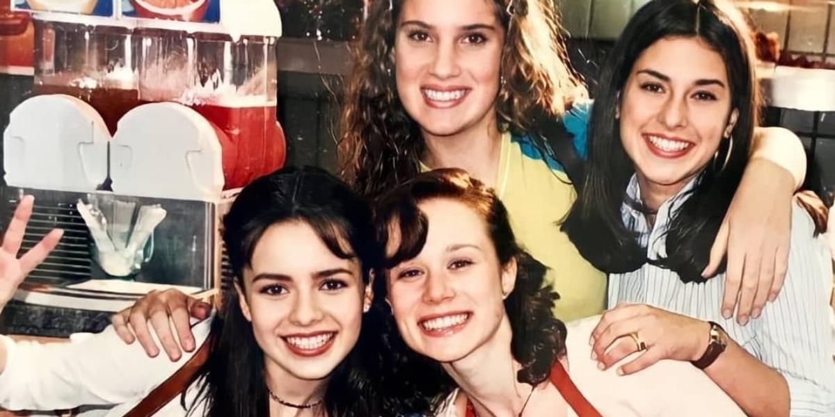 Mariana Ximenes relembra clique nos bastidores da série ‘Sandy & Junior’: ”Saudade”