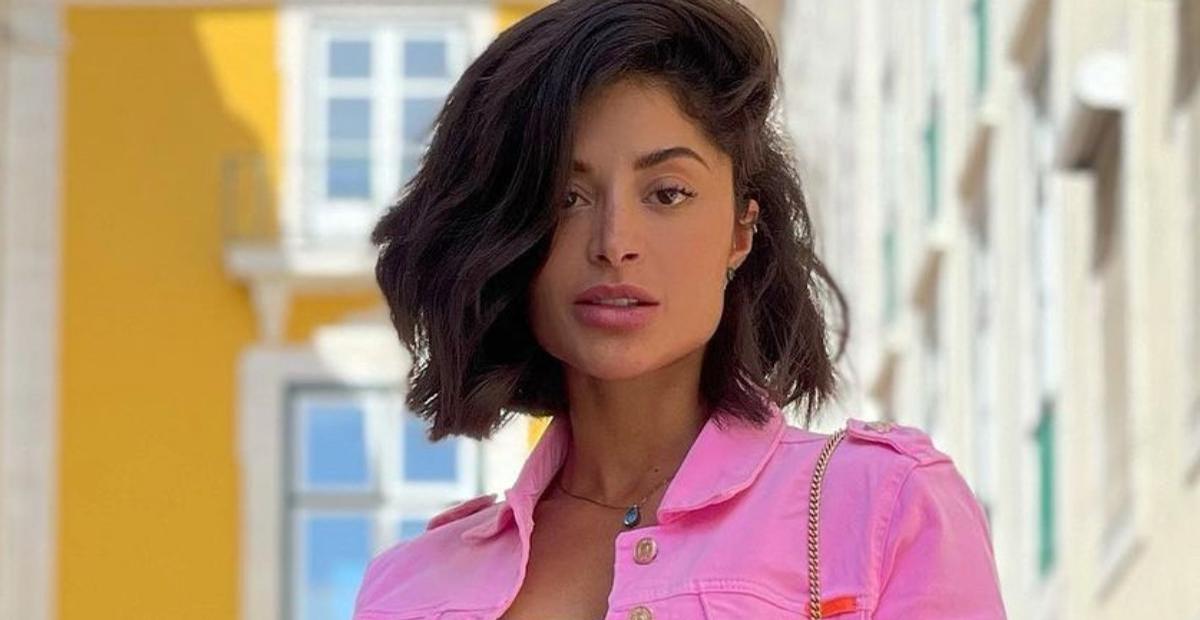 Aline Campos, ex-Riscado, recorda cliques de biquíni em Portugal e recebe declarações: ”Deusa”
