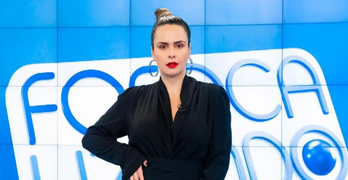 Ana Paula Renault rescinde contrato com o SBT após um ano e meio no ‘Fofocalizando’