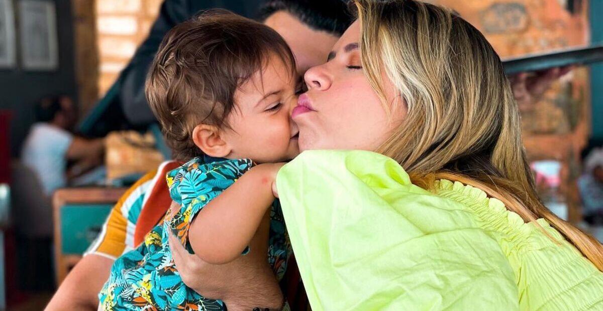 Filho de Marília Mendonça completa dois anos no próximo mês; Relembre momentos da cantora com Léo