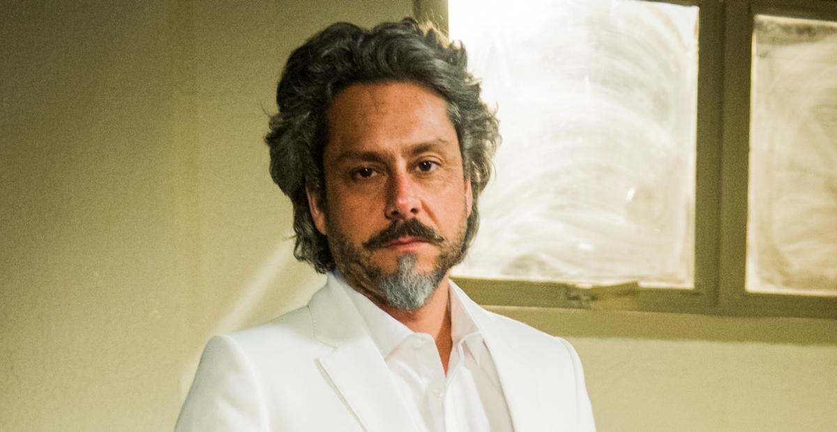 Alexandre Nero agradece carinho dos fãs após reprise de Império: ”Que carinho e delicadeza”