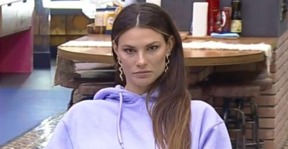 A Fazenda: Dayane Mello detona Rico e diz que indicará o peão se voltar fazendeira: ”Ele é podre!”