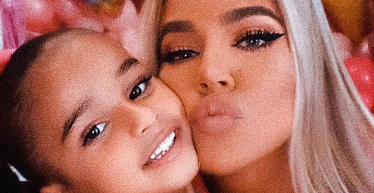 Khloé Kardashian mostra festa luxuosa e caseira da sobrinha, Dream: ”Mundo da Barbie”