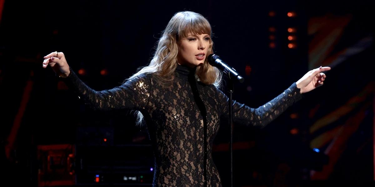 Por que o álbum ‘Red’ é considerado o maior ato da carreira de Taylor Swift?