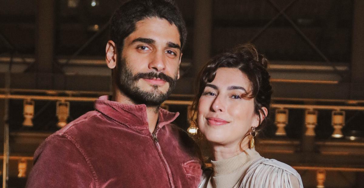 Fernanda Paes Leme curte jantar romântico com o namorado em restaurante luxuoso de São Paulo