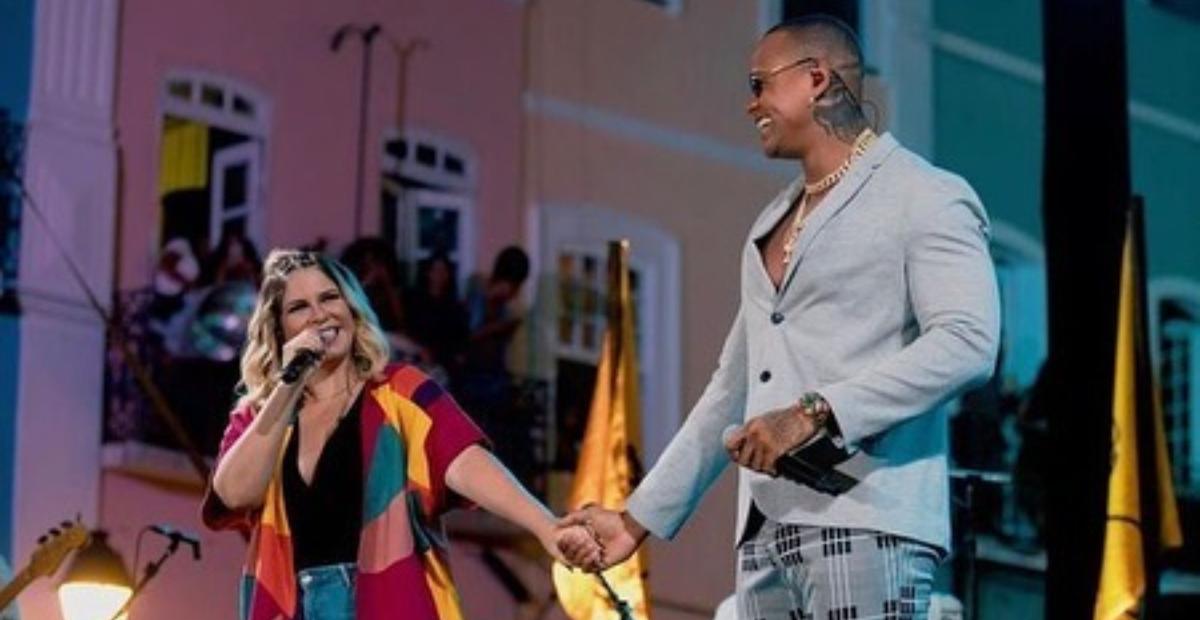 Léo Santana faz homenagem para Marília Mendonça durante show