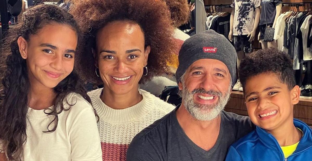 Luciana Mello celebra aniversário de casamento: ”13 anos de casados e muito amor”