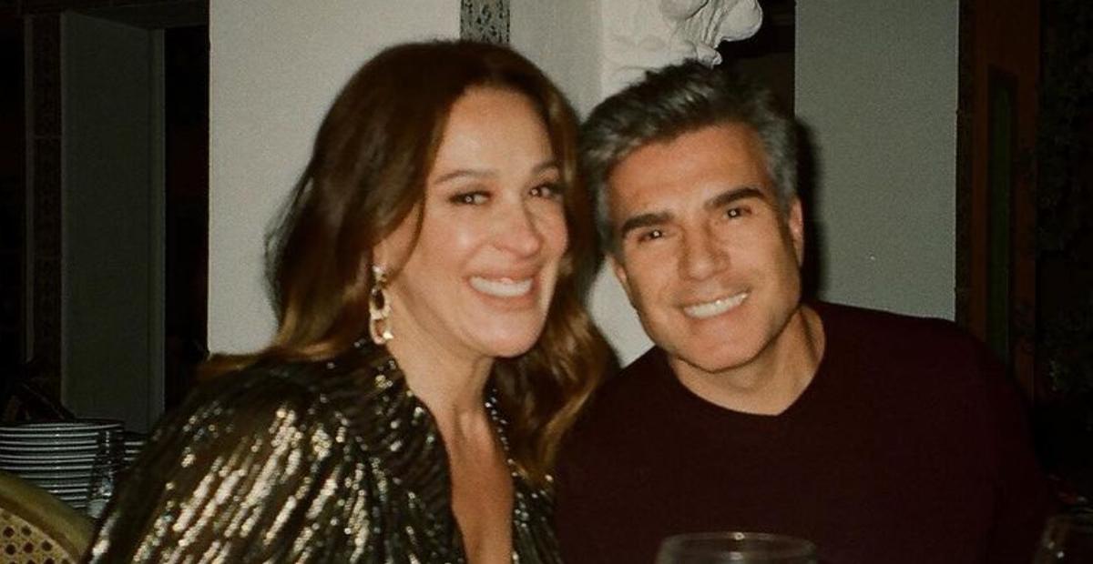 Claudia Raia se declara para Jarbas Homem de Mello em clique romântico em alto mar: ”Meu!”