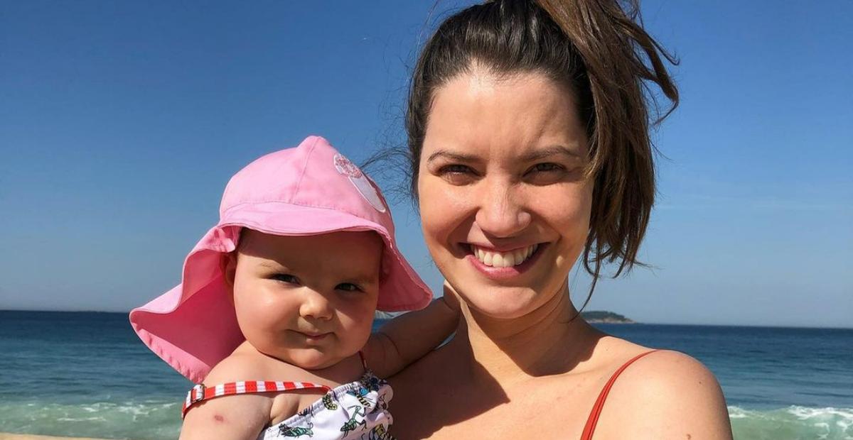 Nathalia Dill visita Pinacoteca de São Paulo na companhia da filha, Eva