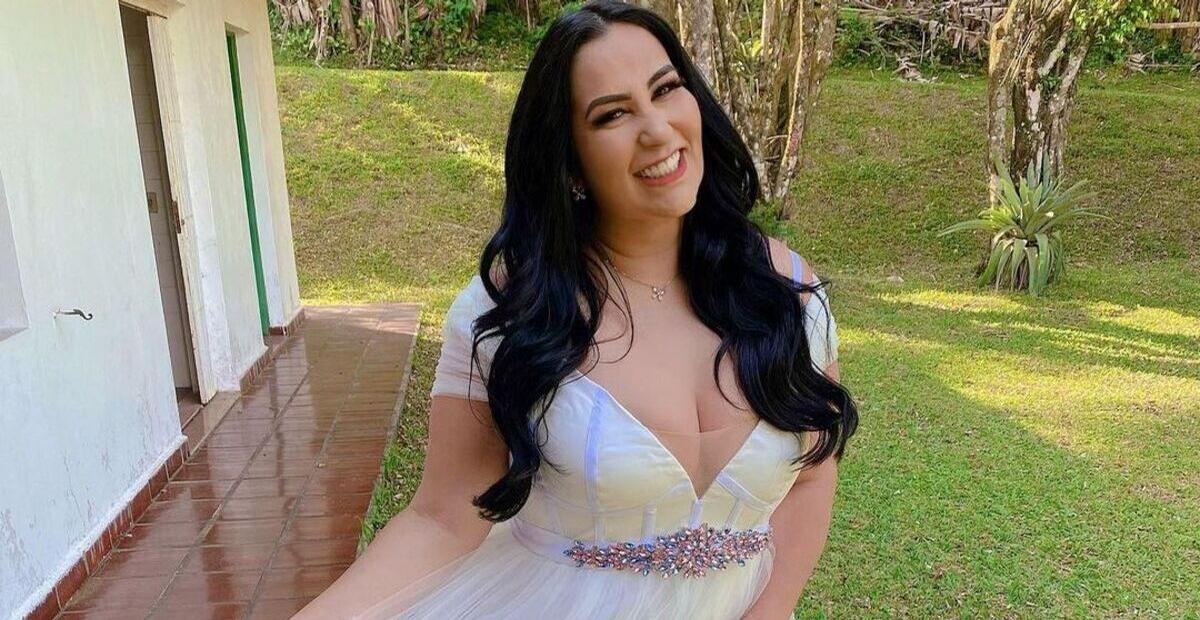 Em chá revelação deslumbrante, Fabíola Gadelha descobre sexo do bebê