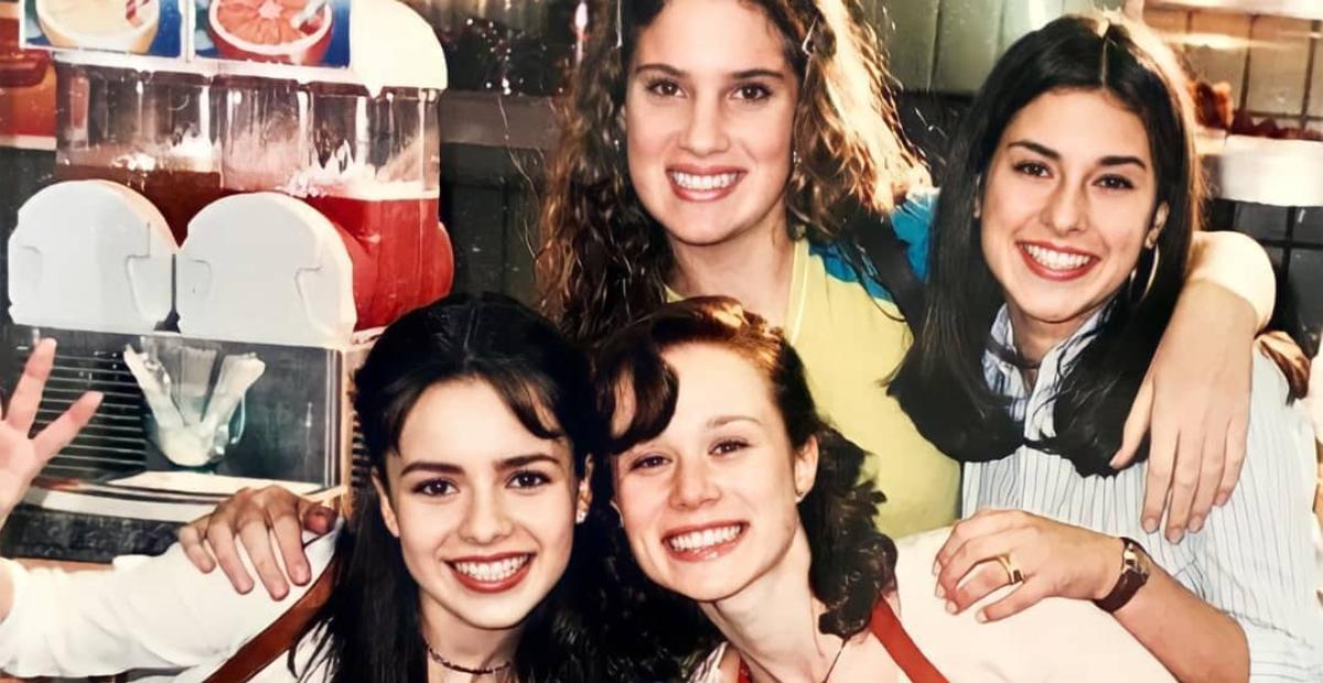Fernanda Paes Leme surpreende ao recordar foto com elenco de Sandy e Júnior