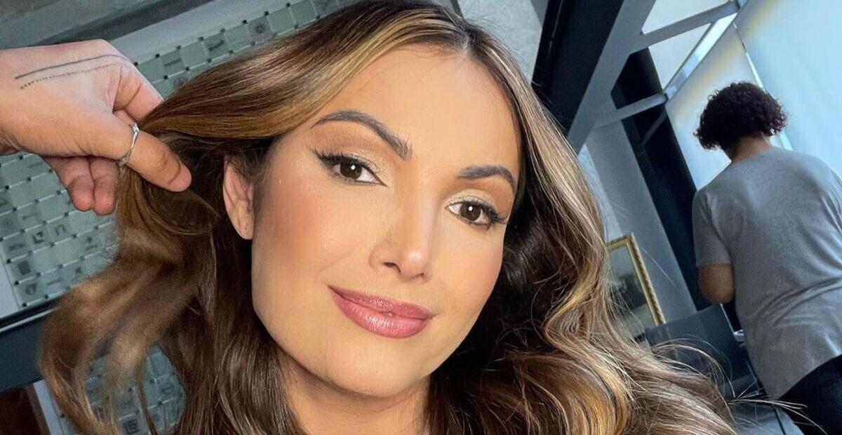 Patrícia Poeta mostra como usar peças floridas com elegância: ”Esse look tá um arraso!”