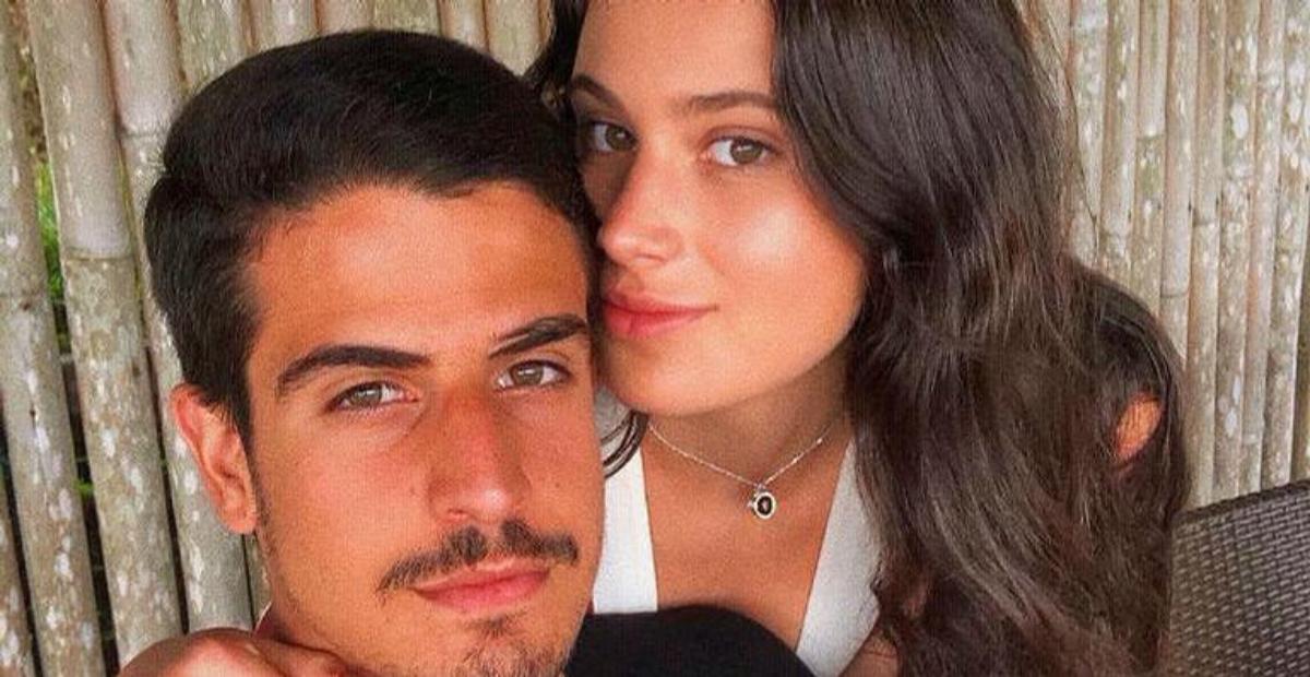 Enzo Celulari e Sophia Raia marcam presença em evento de grife