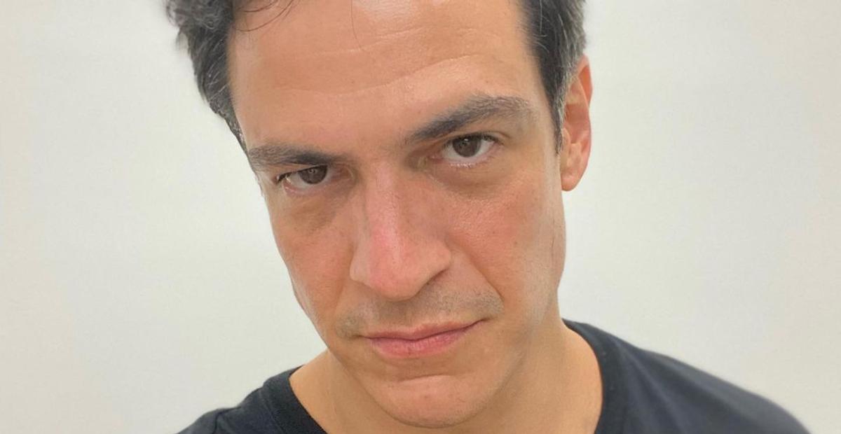 Mateus Solano se emociona ao se despedir do elenco de Quanto Mais Vida, Melhor