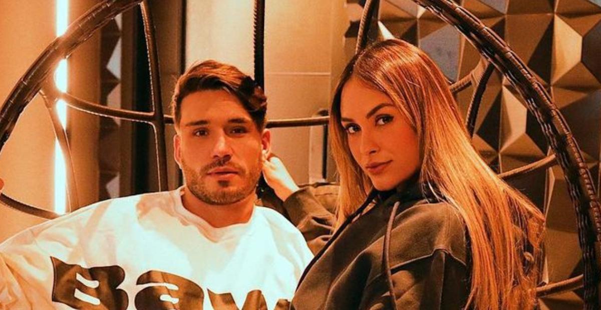 Em Tulum, Sarah Andrade aparece em clima de romance com Lucas Viana e web se derrete