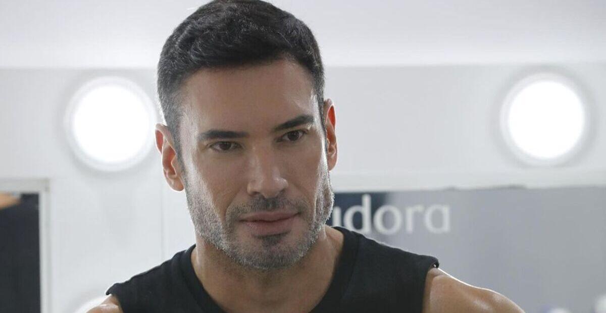 No SPFW, Rodrigo Sangion desfila com look inspirado nos guerreiros do futuro