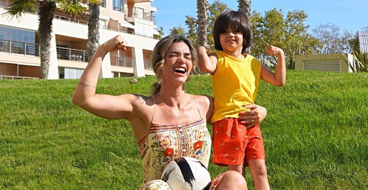 Kelly Key compartilha cliques ao lado do caçula e deixa web apaixonada: ”Que lindos”