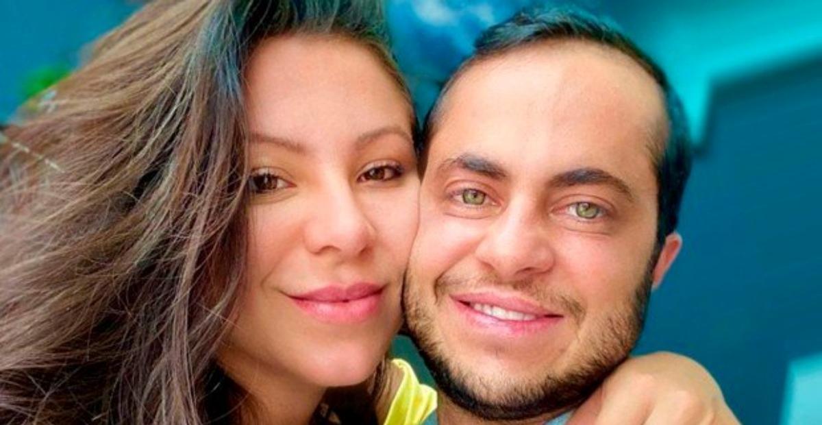 Andressa Ferreira aproveita noite com o marido, Thammy Miranda, e faz declaração: ”Te amo!”