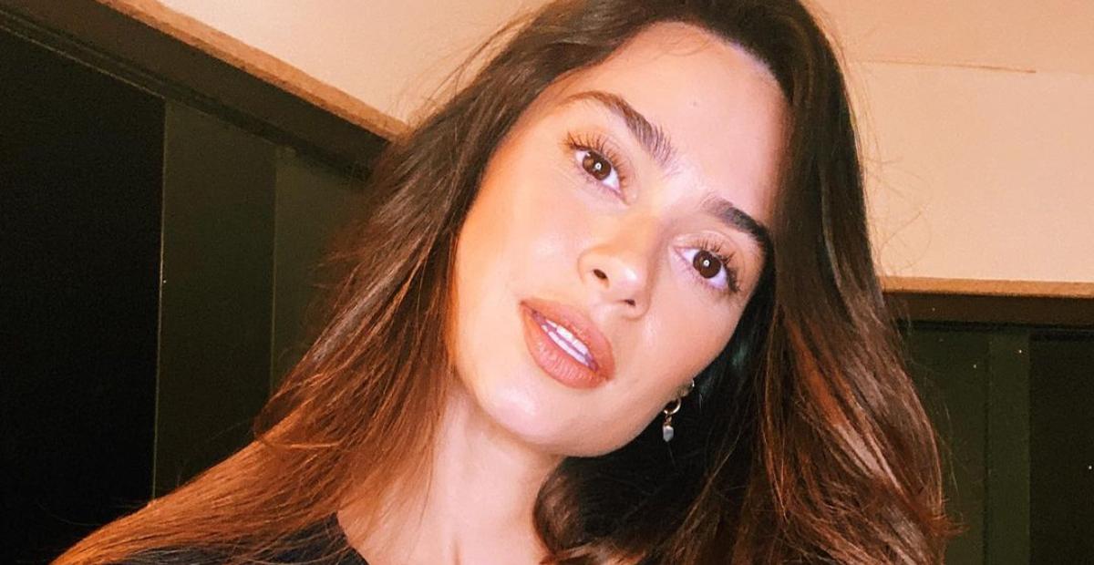 Thaila Ayala realiza bazar beneficente com as próprias roupas para ajudar projetos sociais