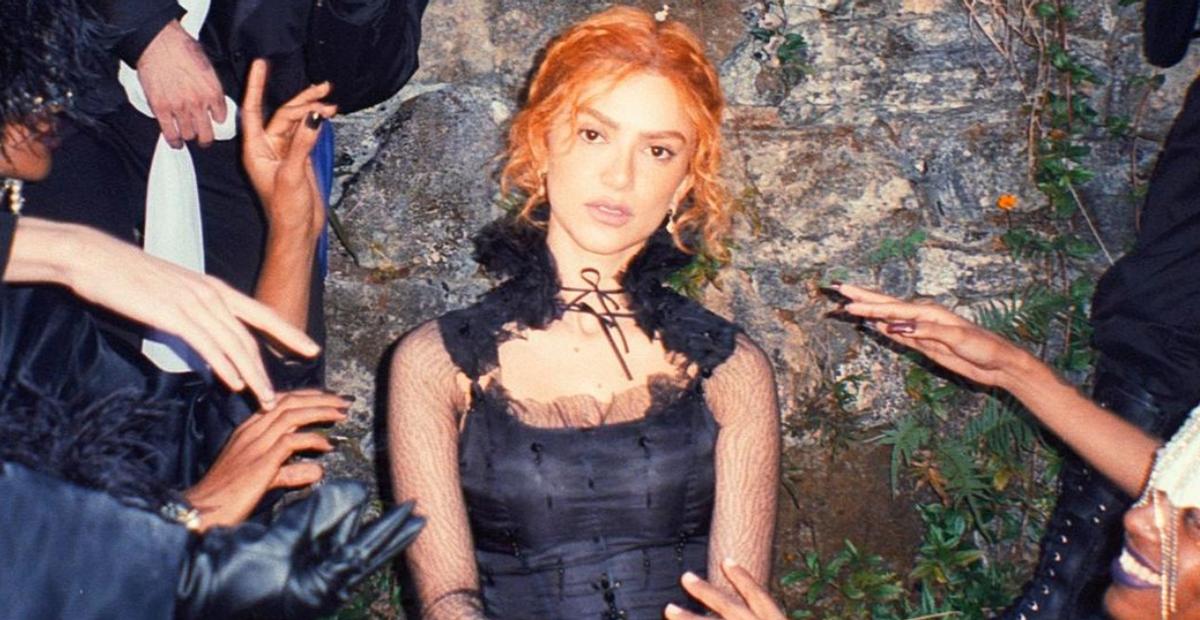 Manu Gavassi publica teaser do videoclipe de Gracinha e agradece equipe