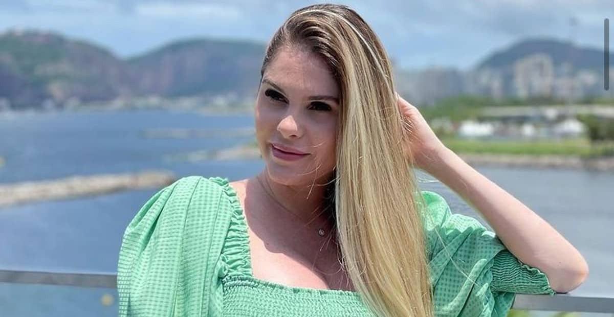 Bárbara Evans exibe barrigão de 19 semanas e mostra evolução da gravidez: ”Ela cresceu muito”