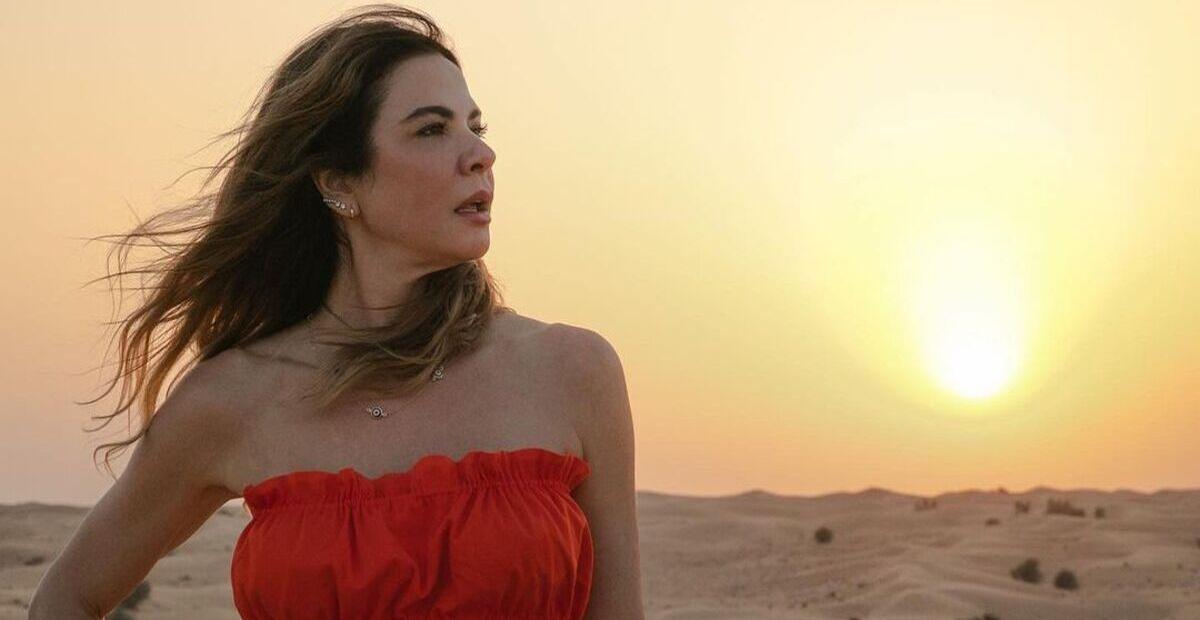 Luciana Gimenez aposta em look ousado e bolsa de R$ 20 mil chama atenção