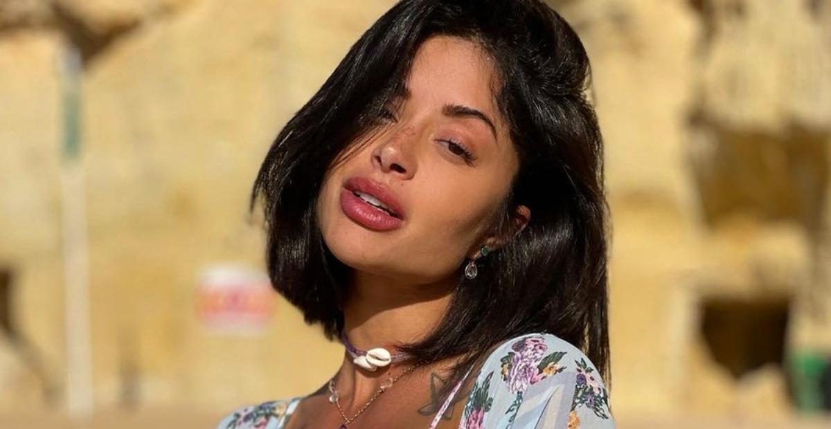 Com look de academia, Aline Campos dá show de rebolado em vídeo divertido: ”Recebam esse shalon”