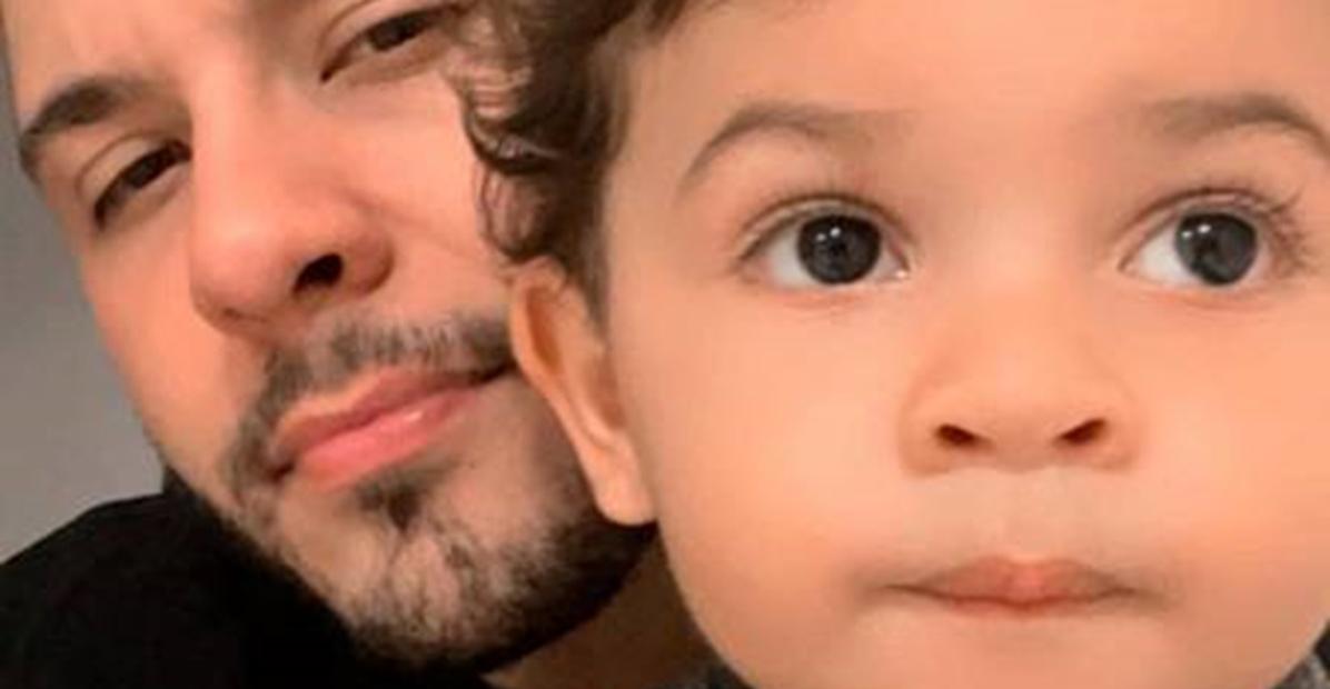 Murilo Huff se diverte com o filho Léo e improvisa brinquedo: ”Carrinho raiz”