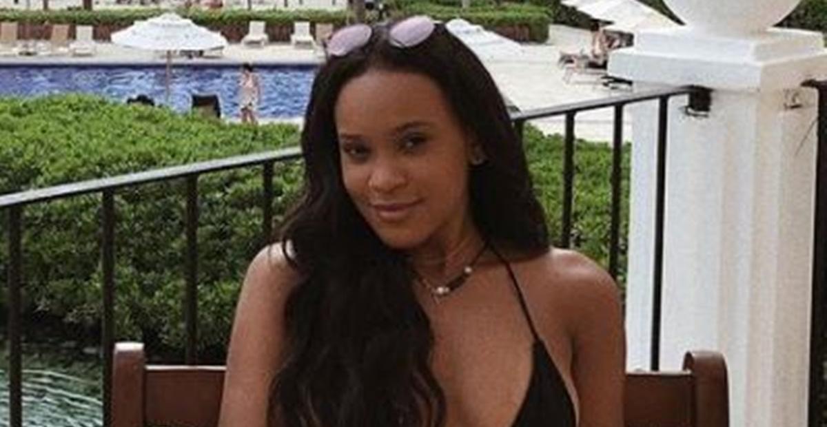 Rebeca Andrade movimenta web com biquíni fio dental e corpão em forma: ”Não tem defeito”