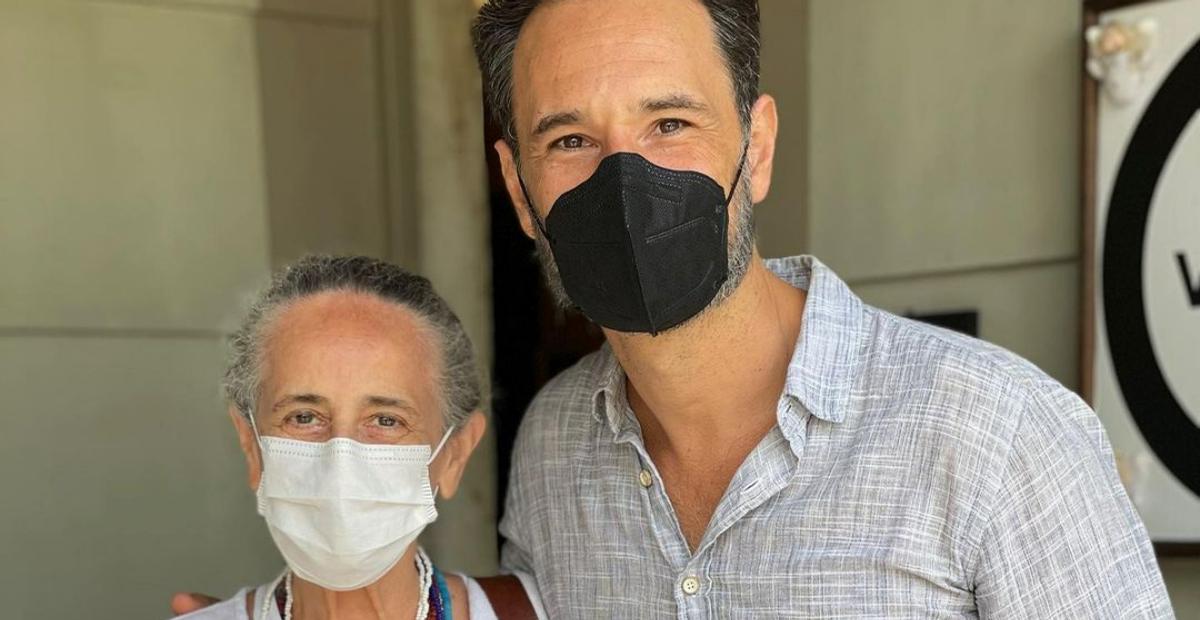 Rodrigo Santoro encontra Maria Bethânia e se declara: ”Um grande fã!”