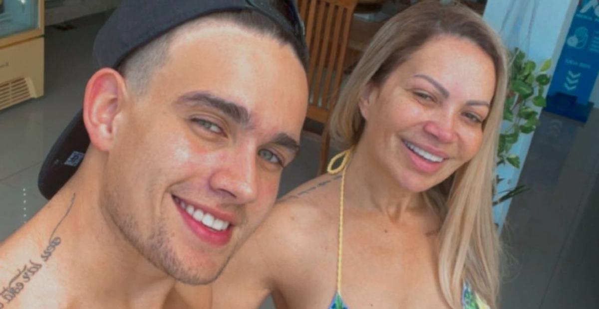 Solange Almeida surge coladinha ao filho em clique encantador: ”Tal mãe, tal filho”