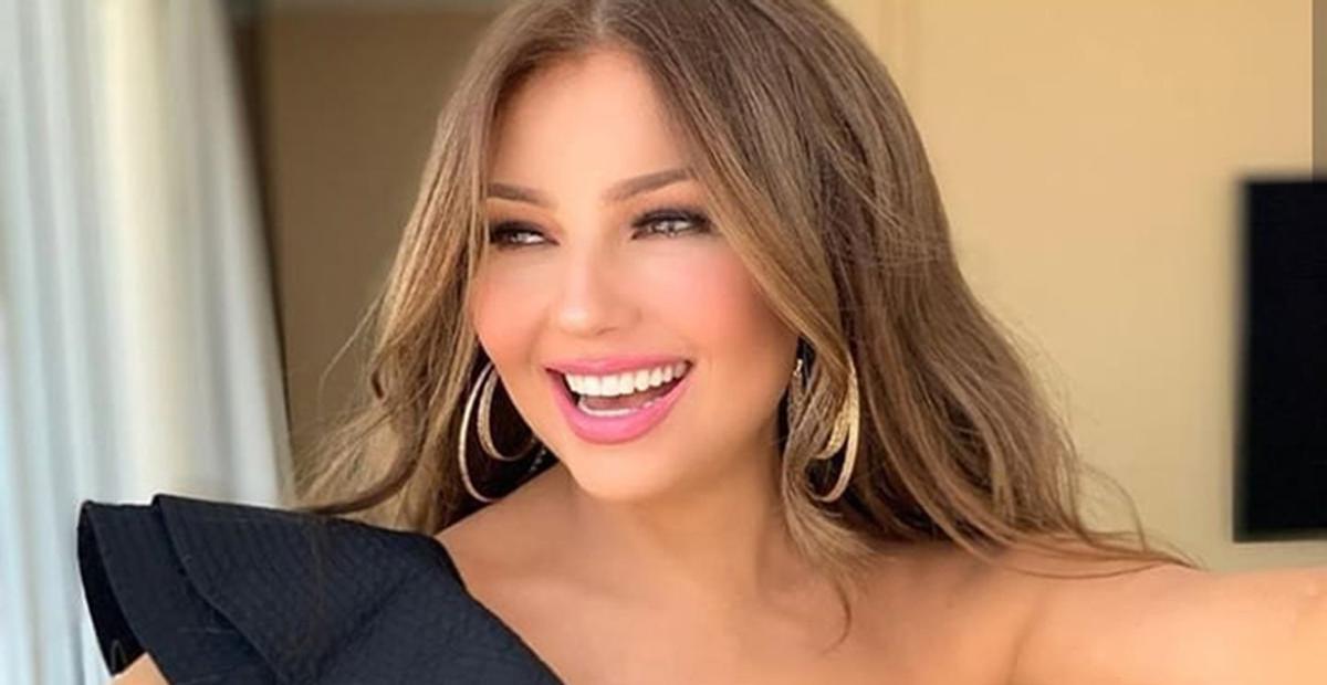 Thalia divulga fotos do seu casamento e impressiona com vestido de noiva super luxuoso