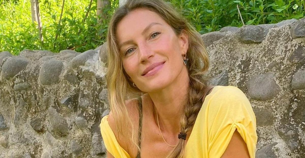 Gisele Bündchen salva tartaruga presa em rede de pesca: ”Grata por ajudá-la”