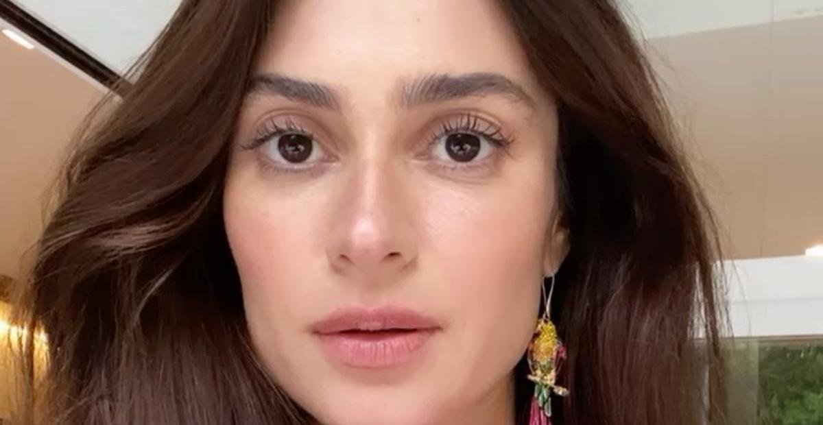 Thaila Ayala encanta ao compartilhar foto do filho recém-nascido