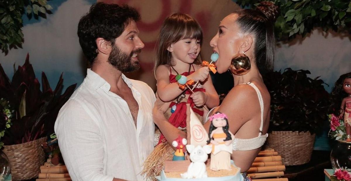 Sabrina Sato mostra novas fotos da festa de aniversário da filha, Zoe: ”Que dia mais especial”