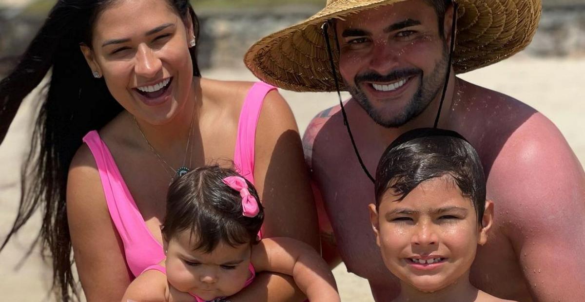Kaká Diniz surge coladinho com a família e se derrete: ”Meu tudo!”